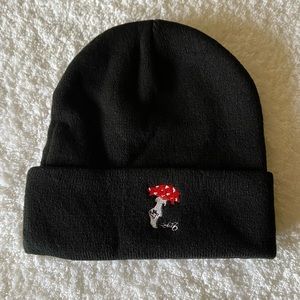 ✨NEW✨ Black Folded Embroidered Mushroom Shroom Beanie